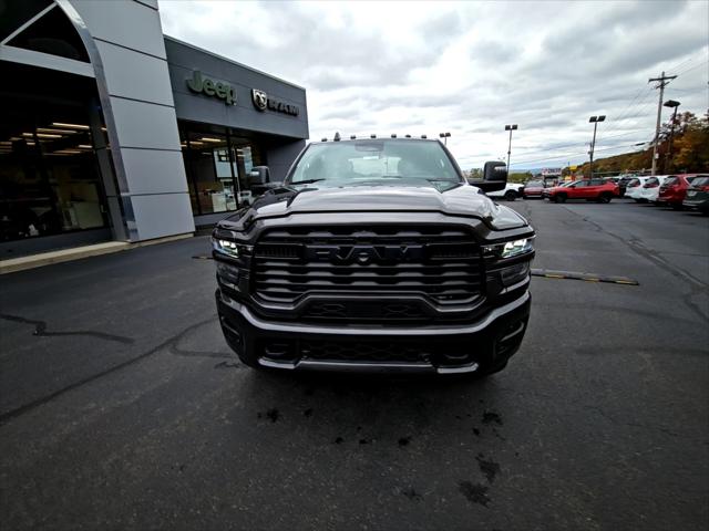 2025 RAM Ram 3500 RAM 3500 BIG HORN CREW CAB 4X4 8 BOX 2025 RAM Ram 3500 RAM 3500 BIG HORN CREW CAB 4X4 8 BOX