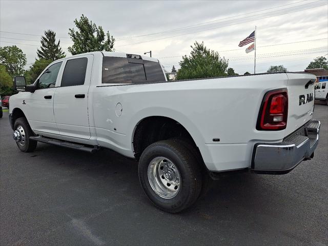 2025 RAM Ram 3500 RAM 3500 TRADESMAN CREW CAB 4X4 8 BOX