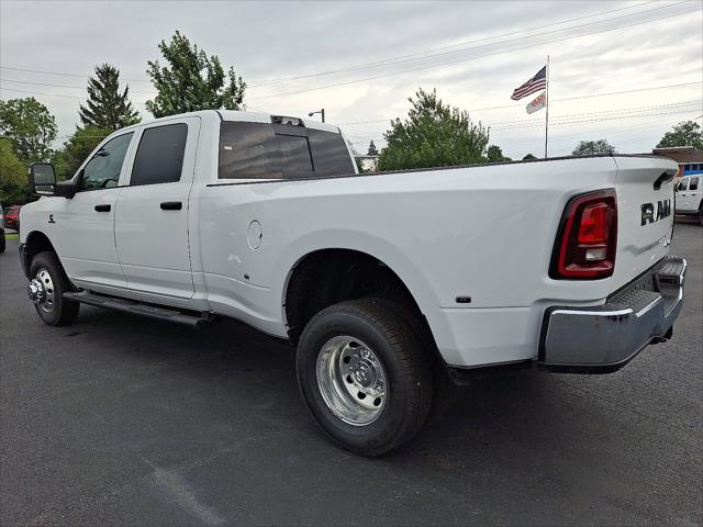 2025 RAM Ram 3500 RAM 3500 TRADESMAN CREW CAB 4X4 8 BOX