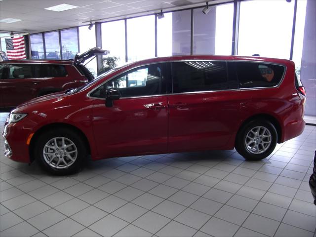 2025 Chrysler Pacifica PACIFICA SELECT