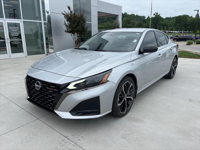 2023 Nissan Altima SR FWD
