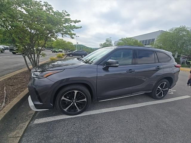 2022 Toyota Highlander XSE