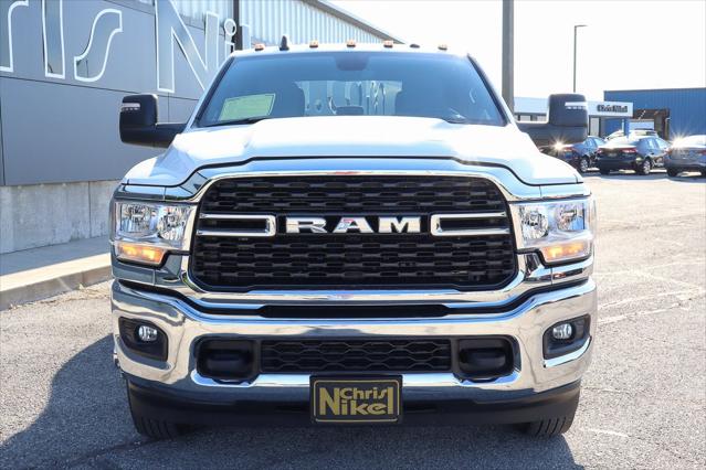 2024 RAM 3500 Big Horn Crew Cab 4x4 8 Box