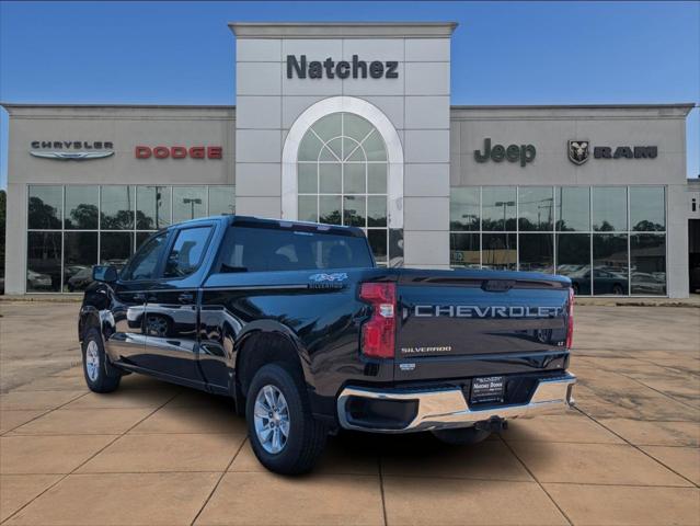 2023 Chevrolet Silverado 1500 4WD Crew Cab Standard Bed LT