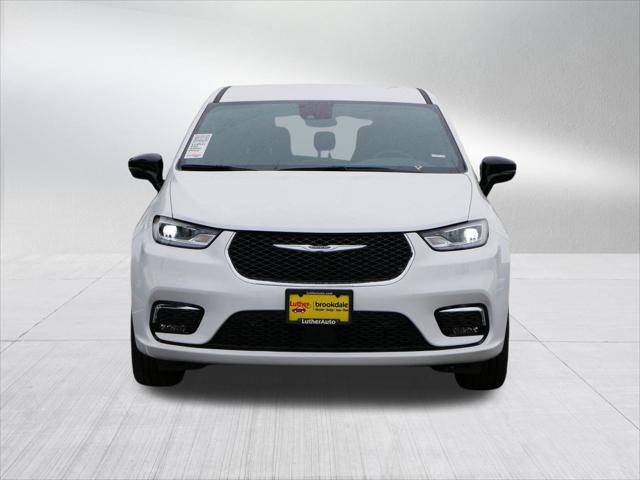 2025 Chrysler Pacifica PACIFICA SELECT AWD