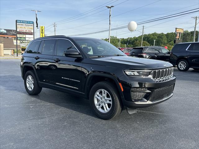 2024 Jeep Grand Cherokee Laredo 4x2