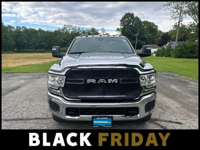 2024 RAM 3500 Tradesman Crew Cab 4x4 8 Box 2024 RAM 3500 Tradesman Crew Cab 4x4 8 Box