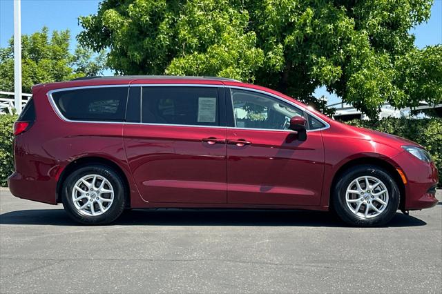 2021 Chrysler Voyager LXI