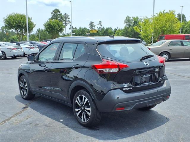 2020 Nissan Kicks SV Xtronic CVT