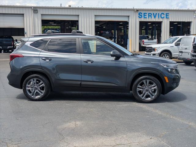 2023 Kia Seltos S