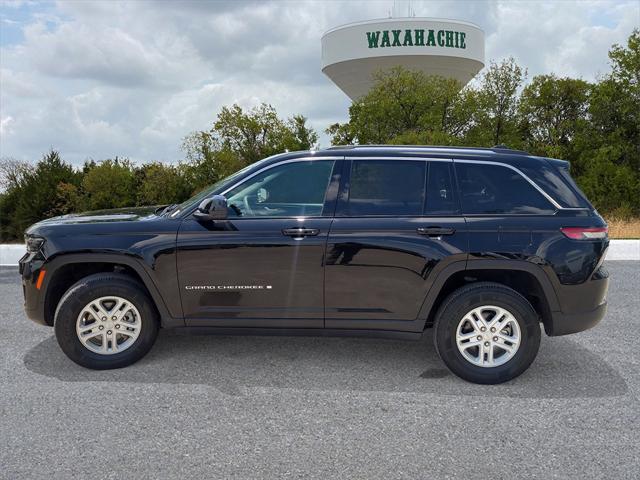 2024 Jeep Grand Cherokee Laredo 4x4