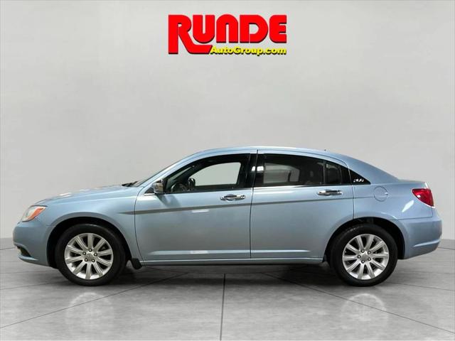 2013 Chrysler 200 Limited