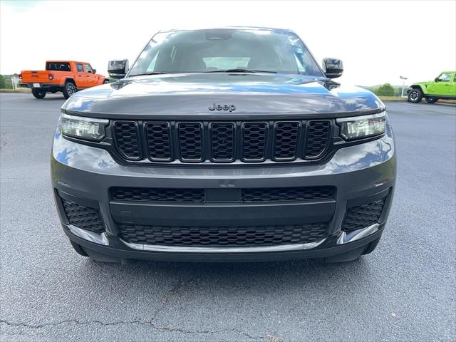 2022 Jeep Grand Cherokee L Altitude 4x2
