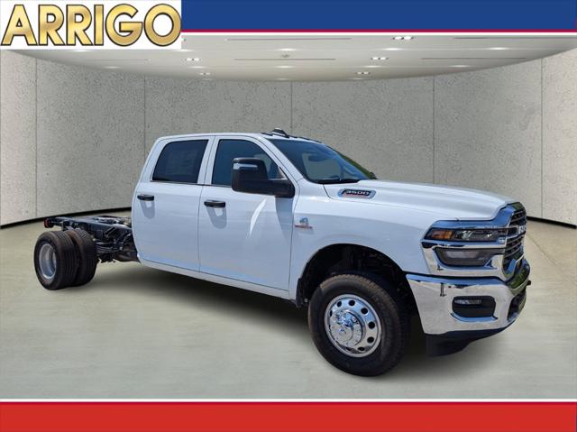 2025 RAM Ram 3500 Chassis Cab RAM 3500 TRADESMAN CREW CAB CHASSIS 4X4 60 CA