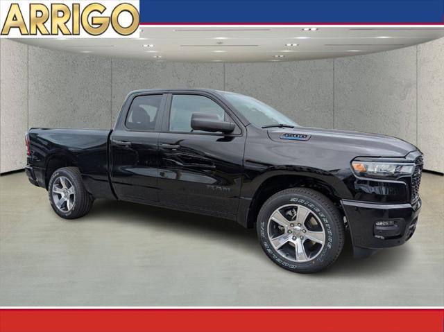 2025 RAM Ram 1500 RAM 1500 TRADESMAN QUAD CAB 4X2 64 BOX