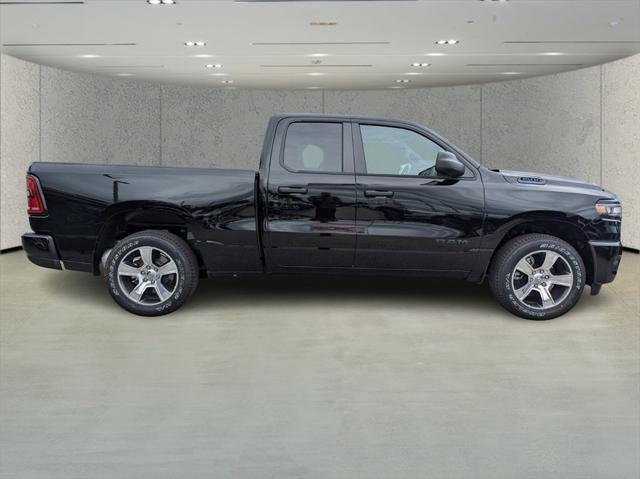 2025 RAM Ram 1500 RAM 1500 TRADESMAN QUAD CAB 4X2 64 BOX