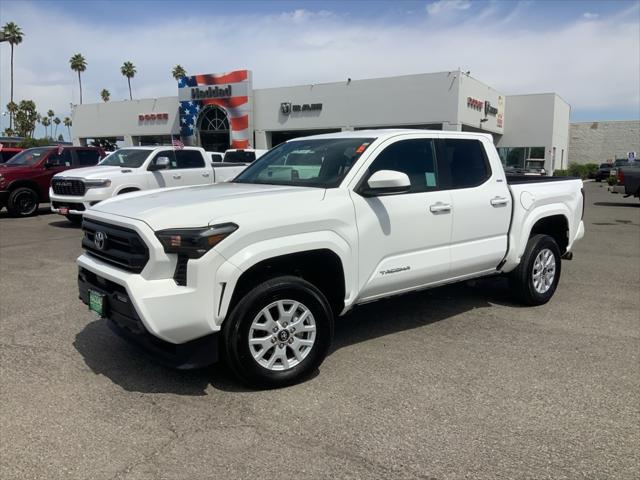 2024 Toyota Tacoma 4WD SR5