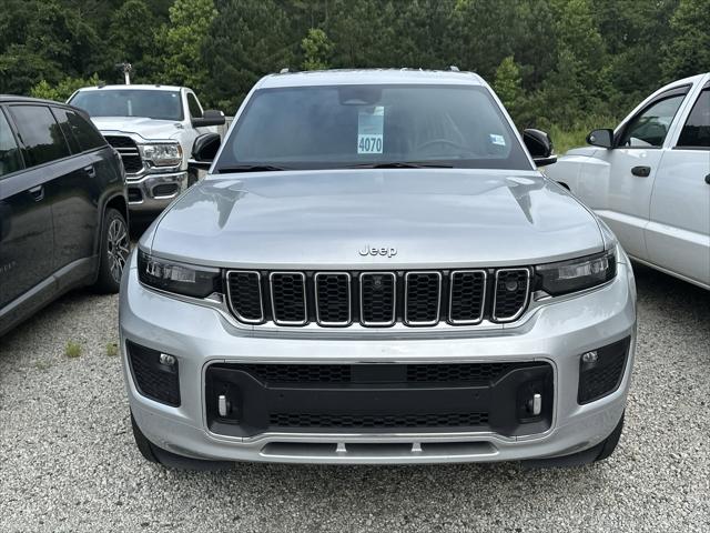 2022 Jeep Grand Cherokee L Overland 4x2