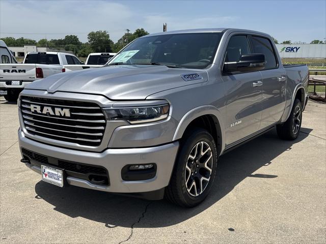 2025 RAM Ram 1500 RAM 1500 LARAMIE CREW CAB 4X2 57 BOX