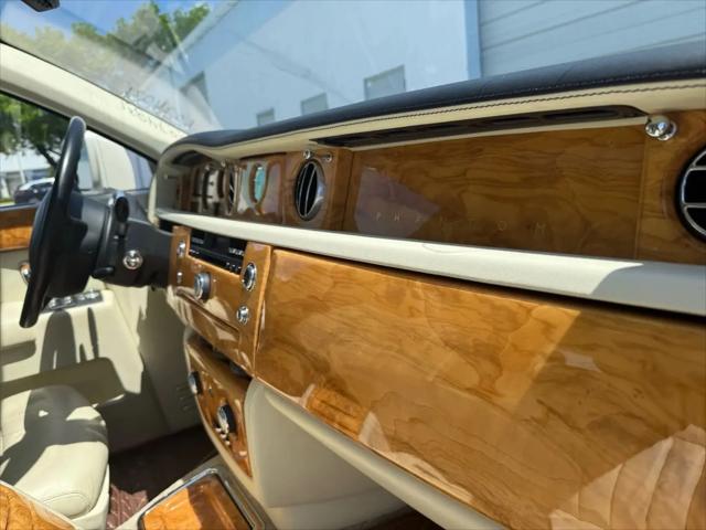 2011 Rolls-Royce Phantom Standard