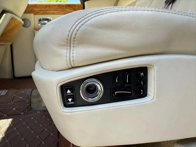 2011 Rolls-Royce Phantom Standard