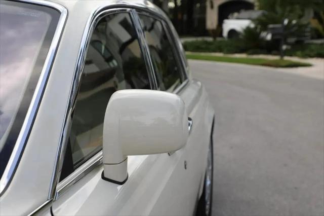 2011 Rolls-Royce Phantom Standard