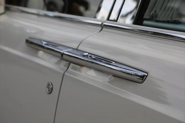 2011 Rolls-Royce Phantom Standard