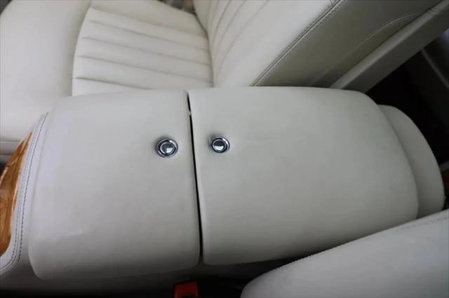 2011 Rolls-Royce Phantom Standard