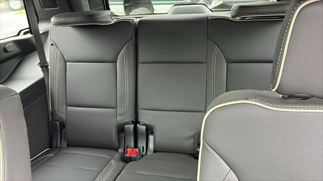 2024 GMC Yukon 4WD SLT