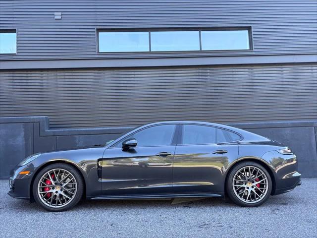 2020 Porsche Panamera GTS
