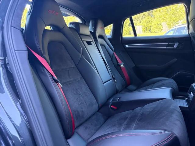 2020 Porsche Panamera GTS