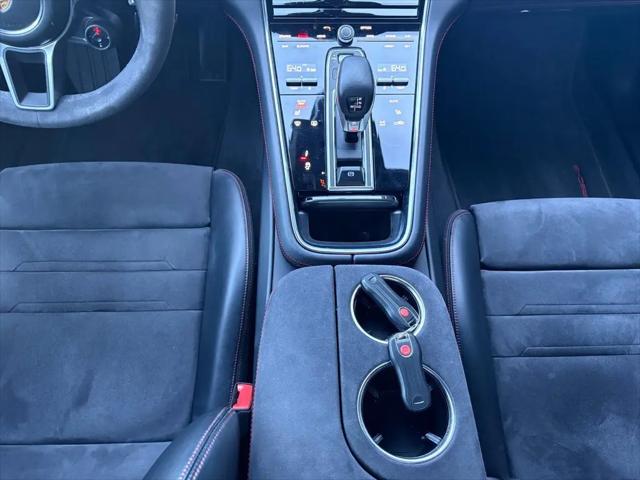2020 Porsche Panamera GTS