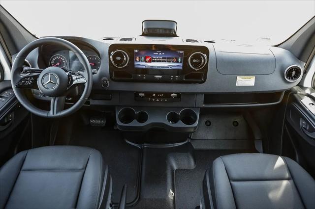 2025 Mercedes-Benz Sprinter 2500 Standard Roof 4-Cyl Diesel HO