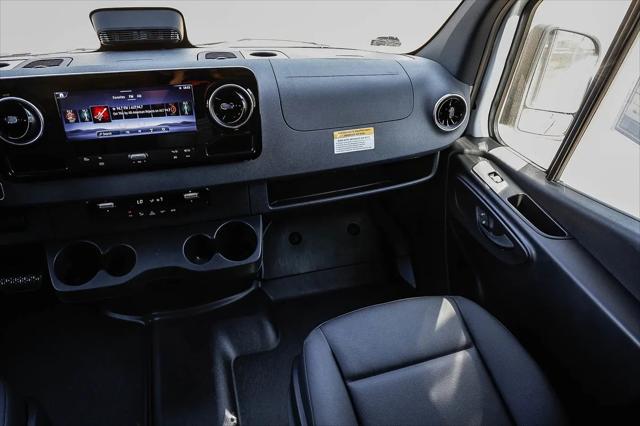 2025 Mercedes-Benz Sprinter 2500 Standard Roof 4-Cyl Diesel HO