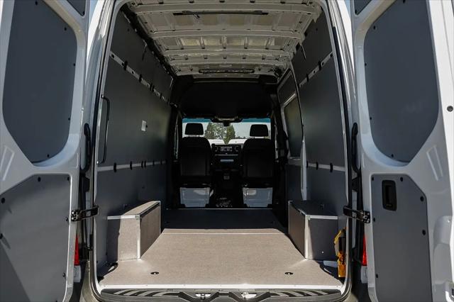 2025 Mercedes-Benz Sprinter 2500 Standard Roof 4-Cyl Diesel HO