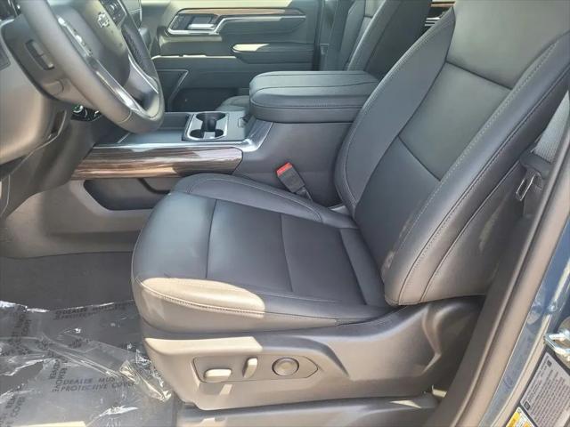2025 Chevrolet Silverado 3500HD 4WD Crew Cab Long Bed LT