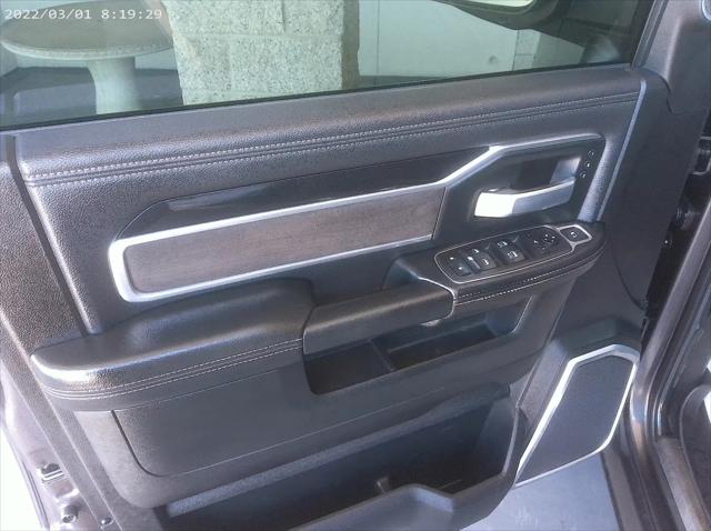 2020 Ram 3500 Laramie Crew Cab 4x4 8' Box