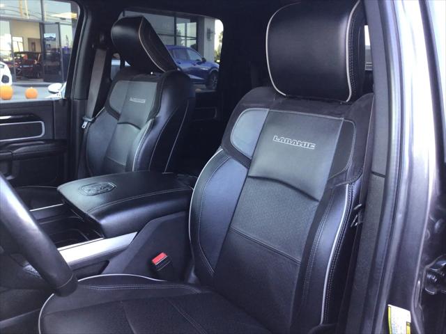 2020 Ram 3500 Laramie Crew Cab 4x4 8' Box