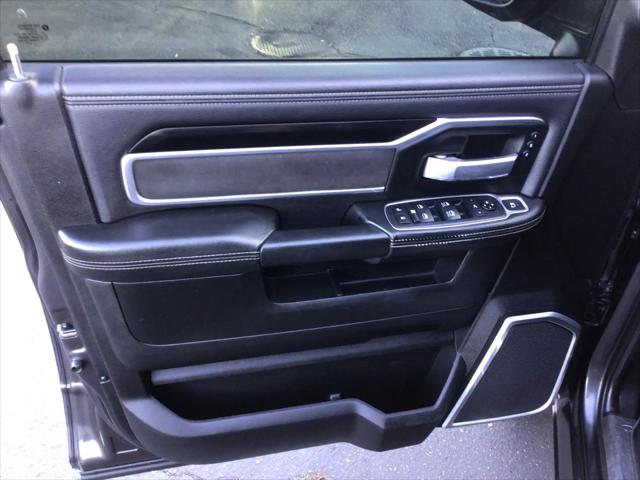 2020 Ram 3500 Laramie Crew Cab 4x4 8' Box