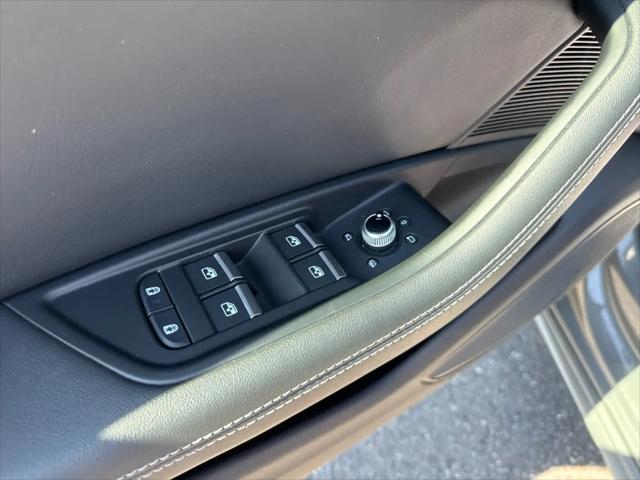 2023 Audi A4 Premium Plus 45 TFSI S line quattro S tronic