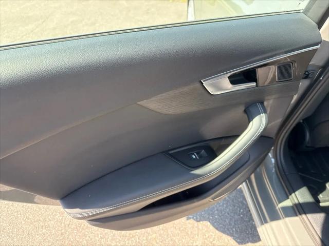 2023 Audi A4 Premium Plus 45 TFSI S line quattro S tronic