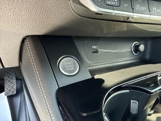 2023 Audi A4 Premium Plus 45 TFSI S line quattro S tronic