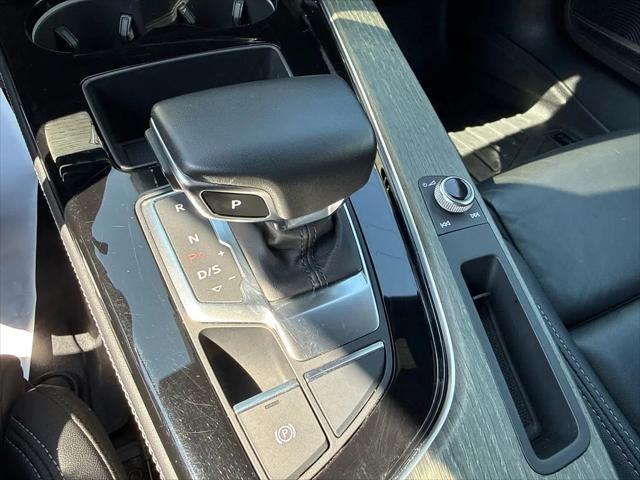 2023 Audi A4 Premium Plus 45 TFSI S line quattro S tronic