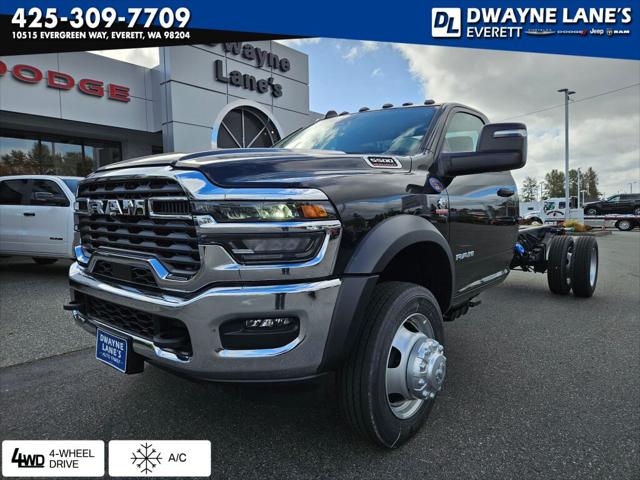 2025 RAM 5500 Chassis RAM 5500 BIG HORN CHASSIS REGULAR CAB 4X4 108 CA