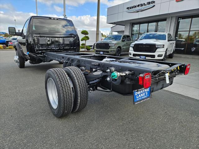 2025 RAM 5500 Chassis RAM 5500 BIG HORN CHASSIS REGULAR CAB 4X4 108 CA