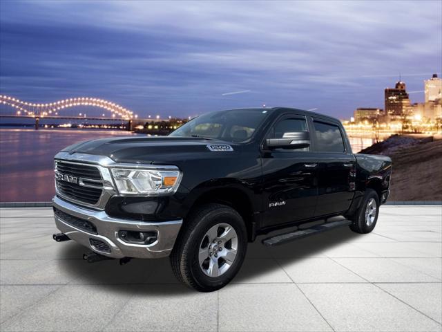 2020 RAM 1500 Big Horn Crew Cab 4x4 57 Box