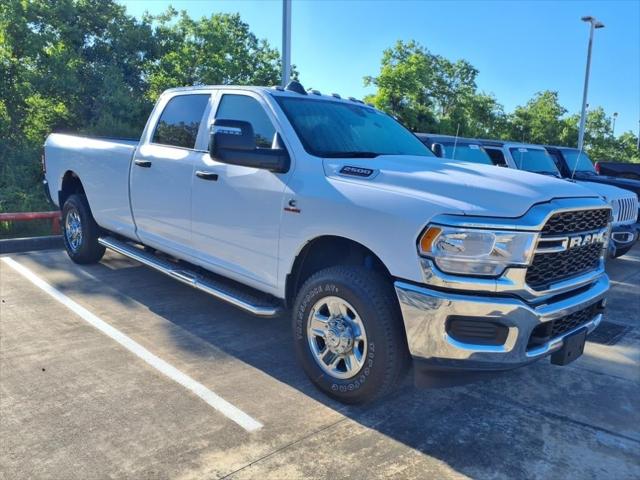 2024 RAM 2500 Tradesman Crew Cab 4x4 8 Box