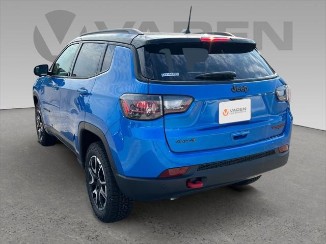 2025 Jeep Compass COMPASS TRAILHAWK 4X4
