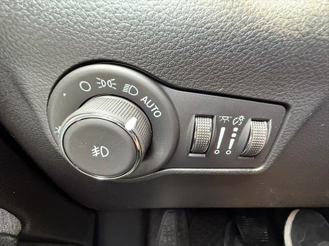 2025 Jeep Compass COMPASS LATITUDE 4X4 2025 Jeep Compass COMPASS LATITUDE 4X4