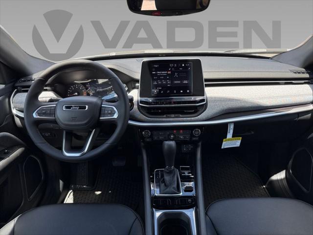 2025 Jeep Compass COMPASS LATITUDE 4X4 2025 Jeep Compass COMPASS LATITUDE 4X4